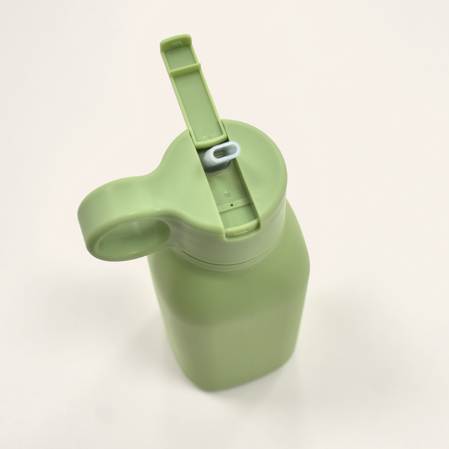 1PCS Baby Silicone Sports Cup  - Baby Food Jars With Lids review and price